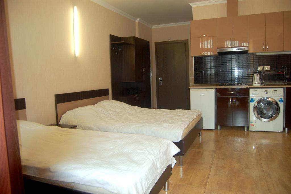 Irina Apartment 1 Batumi Bagian luar foto